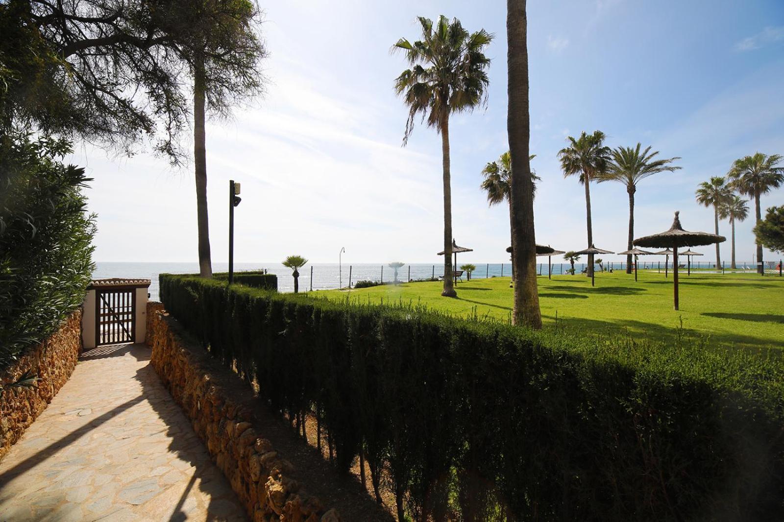 Apartment Mi Capricho Sitio de Calahonda ภายนอก รูปภาพ